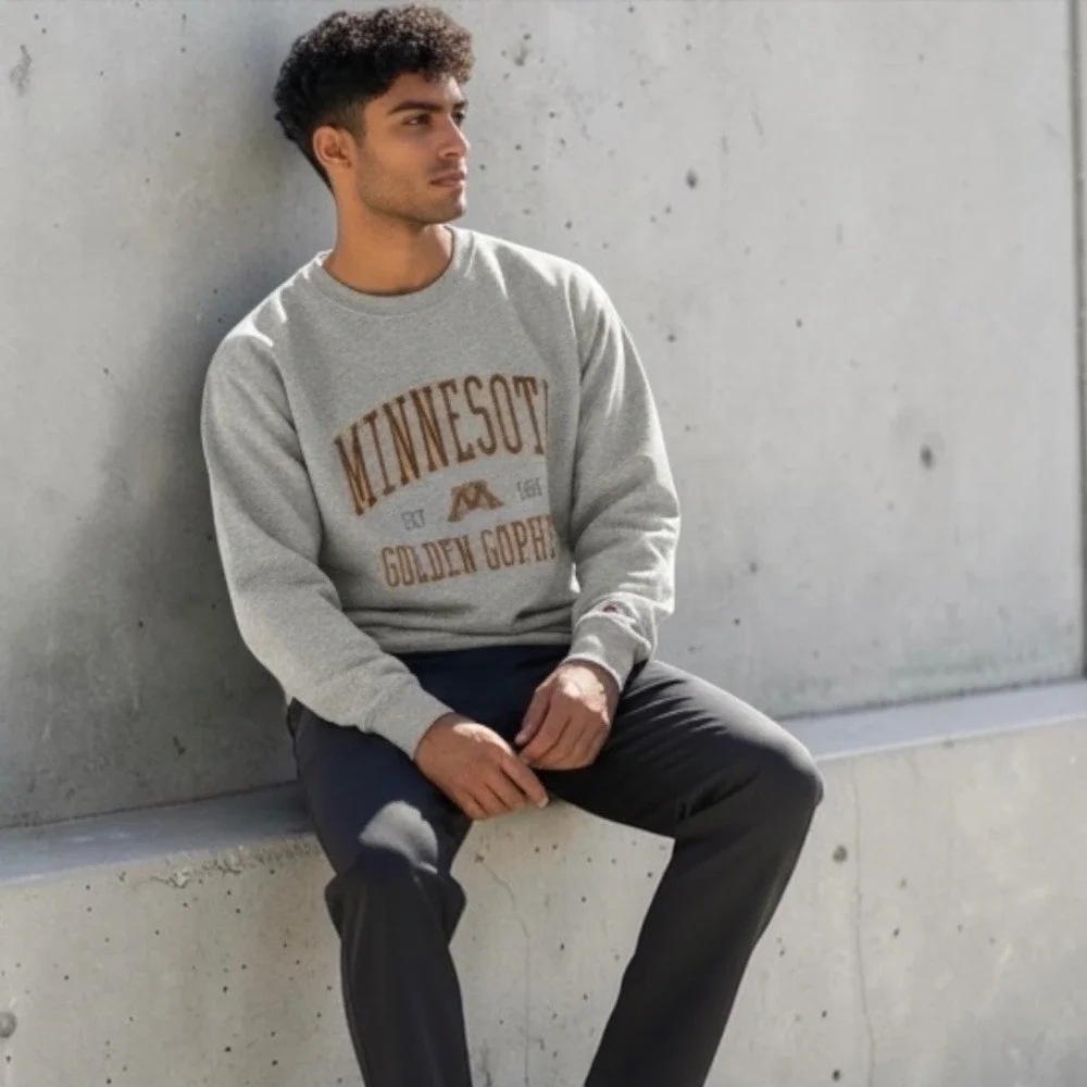 Champion Sweatshirt Mens L Large Grey NWT Minnesota Golden Gophers Crewneck